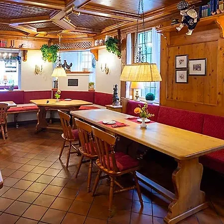 Jesteburger Hof Hotel 2*