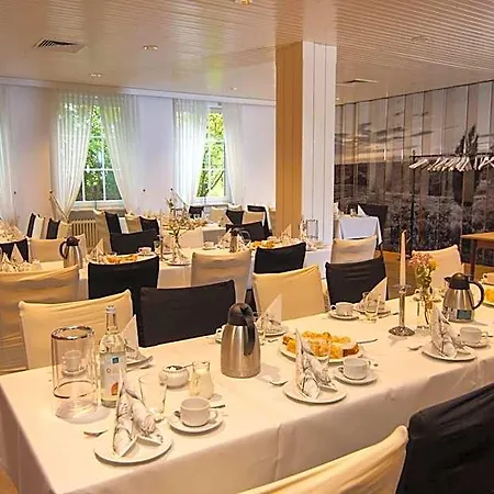 Jesteburger Hof 2*