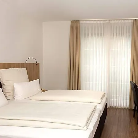 Jesteburger Hof Hotel 2*